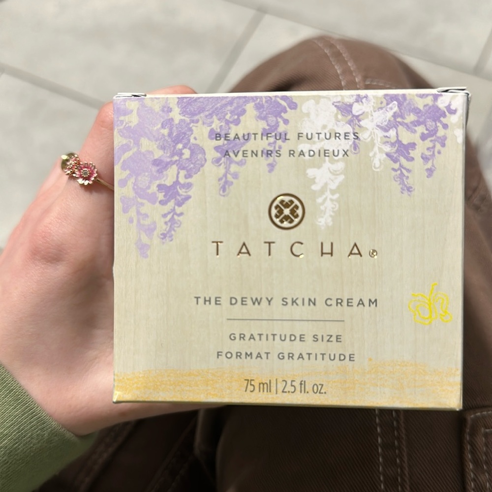 brand new tatcha dewy skin, she's so smooth. my best seller as of right now